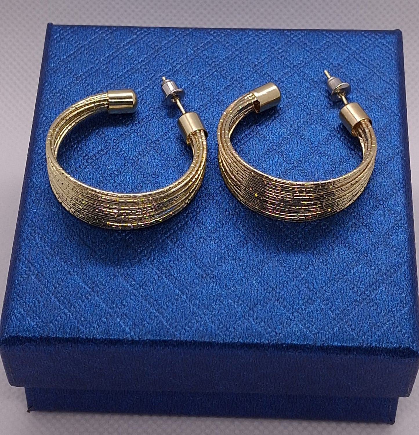 Aretes Vintage Chapados en Oro de 14 Quilates